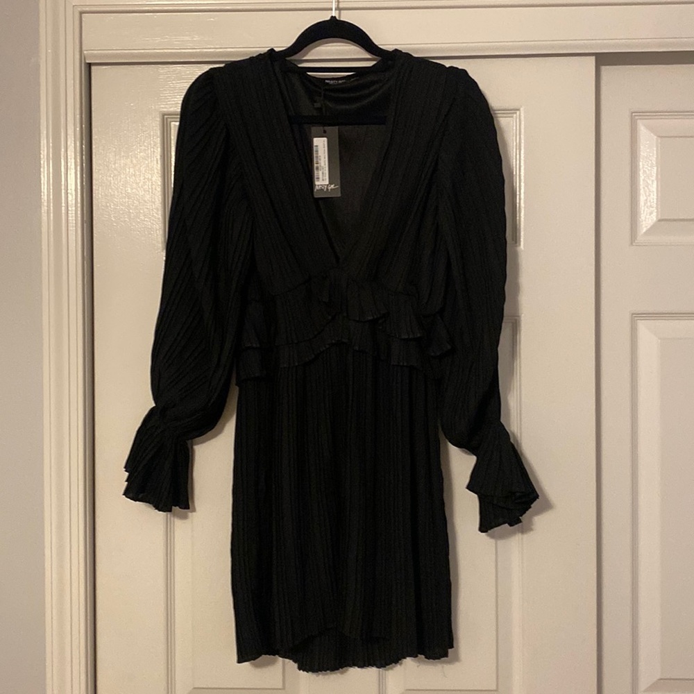 Black Pleated Long Sleeve Nasty Gal Dress
